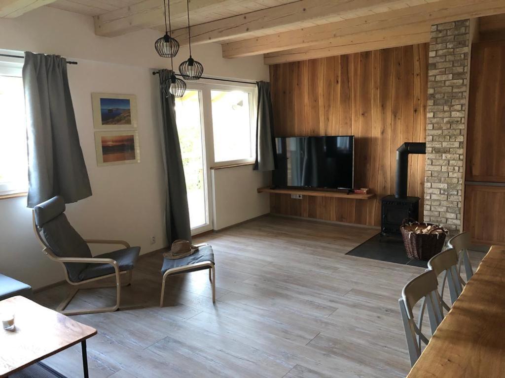 Apartman Nezichov Touzim ภายนอก รูปภาพ